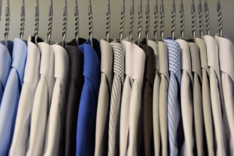 Tips for Storing Formal Suits and Dresses